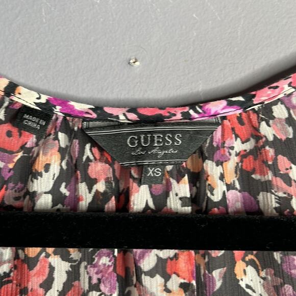 Guess Black and Pink Floral Sheer Sleeveless Blouse Size XS - Picture 2 of 9